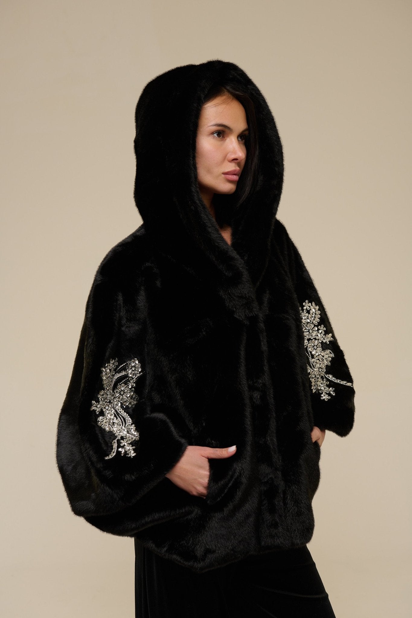 Cappa Pelliccia Gioiello - 22 Spazio Boutique