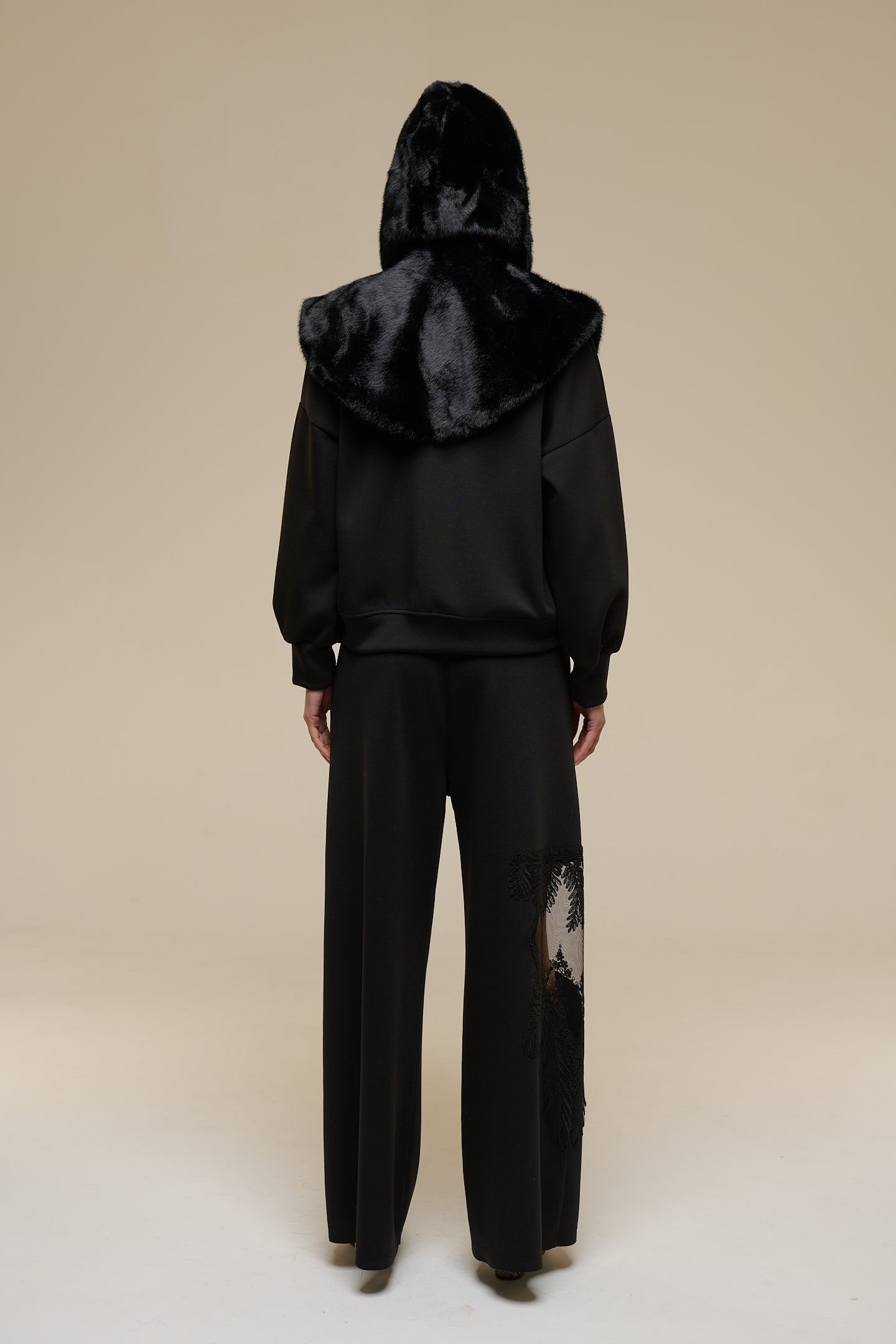 Completo Lux - 22 Spazio Boutique