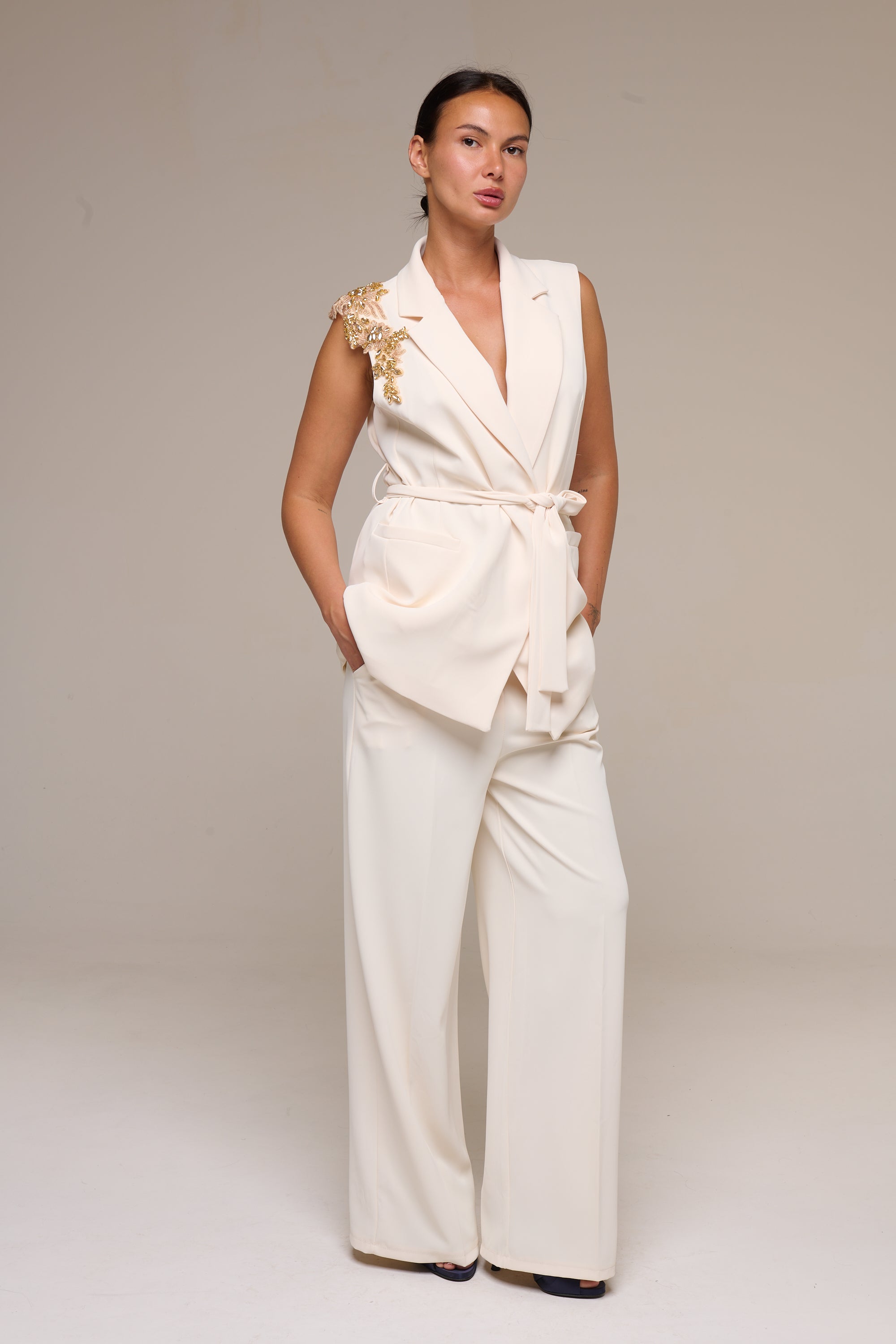 Completo Smanicato Beige Ida