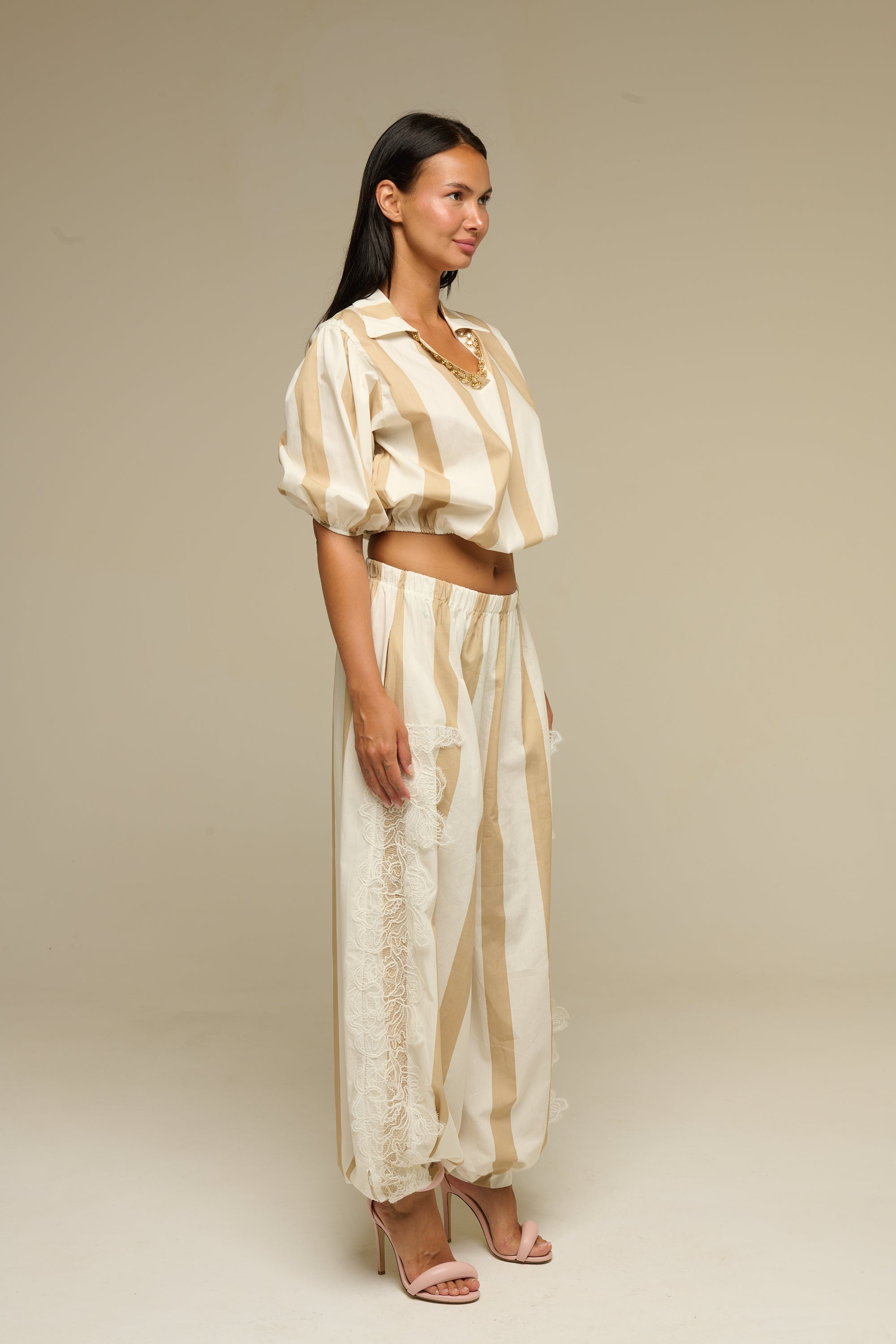 Completo Jesty Beige