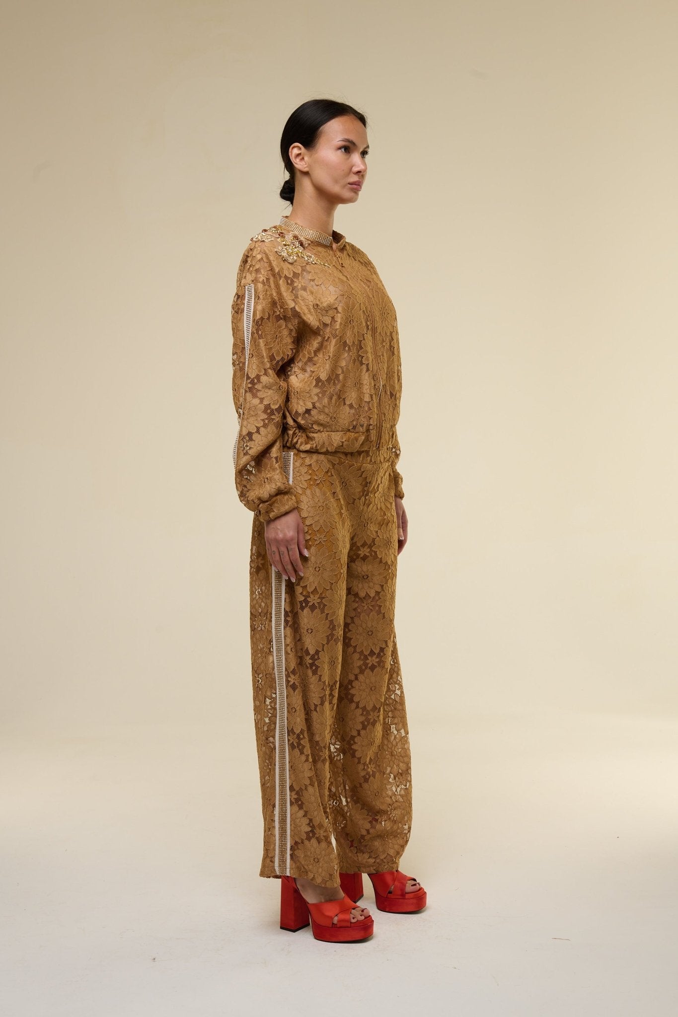 Tuta Pizzo Cammello Kenya - 22 Spazio Boutique