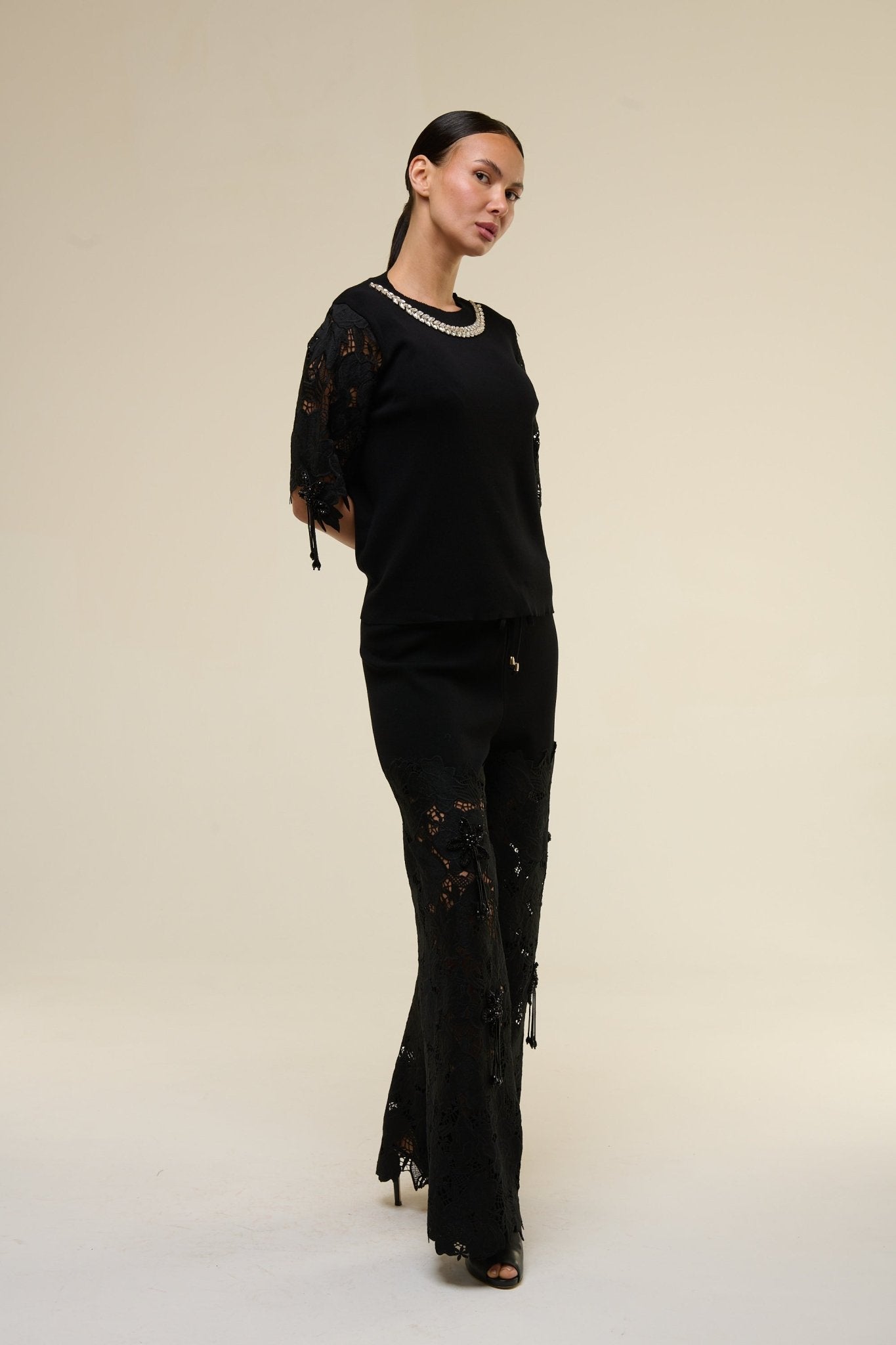 Completo Black Lily - 22 Spazio Boutique