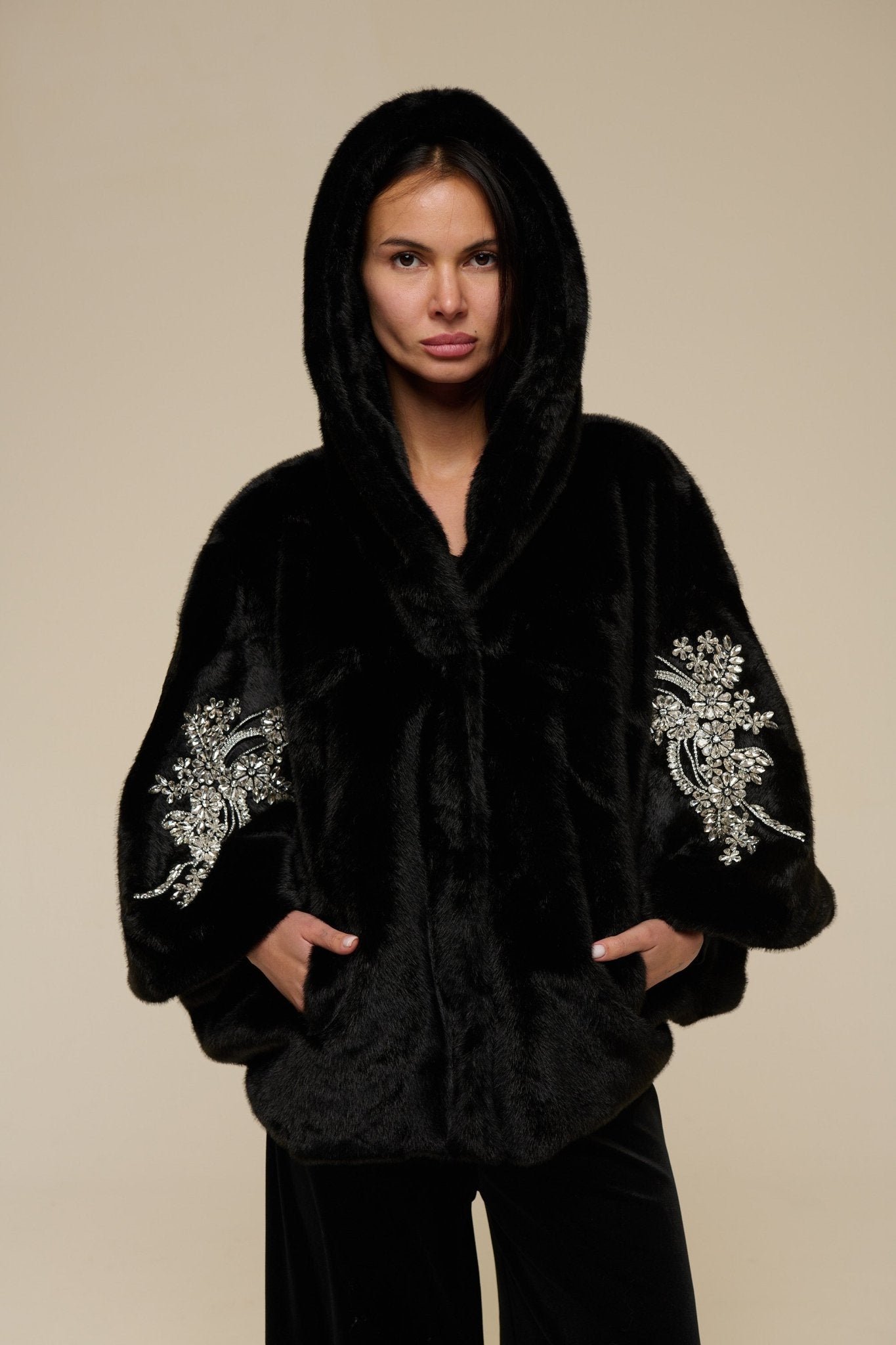 Cappa Pelliccia Gioiello - 22 Spazio Boutique