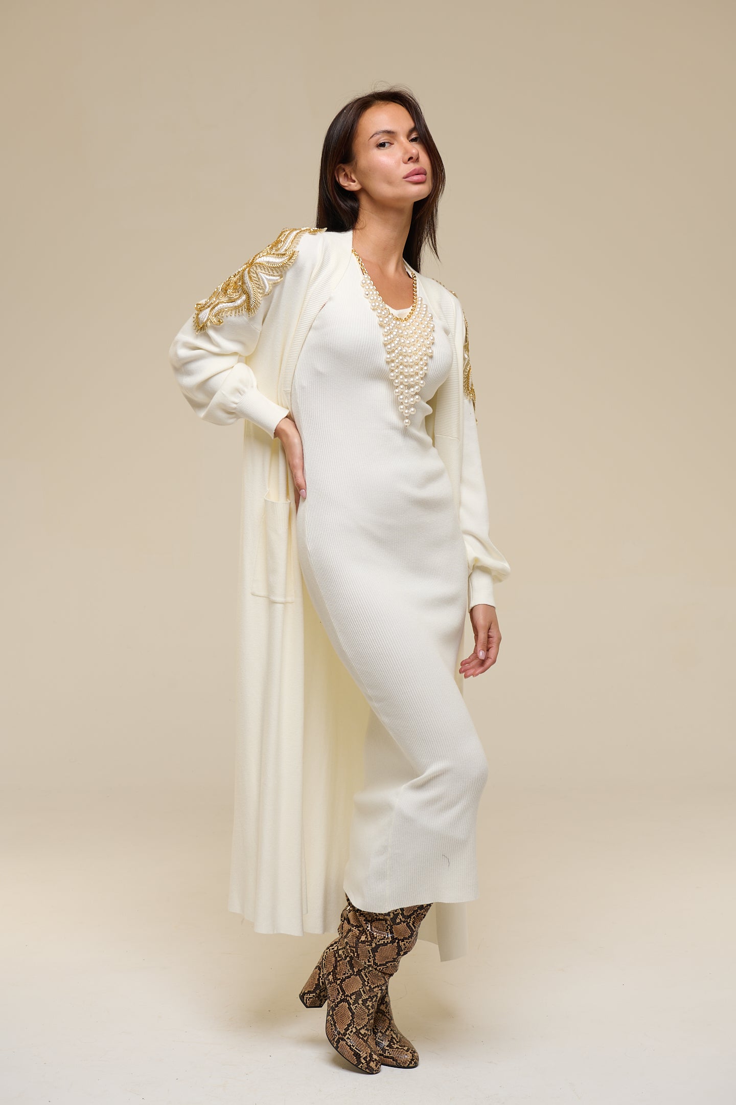 Completo Dress White Pearl