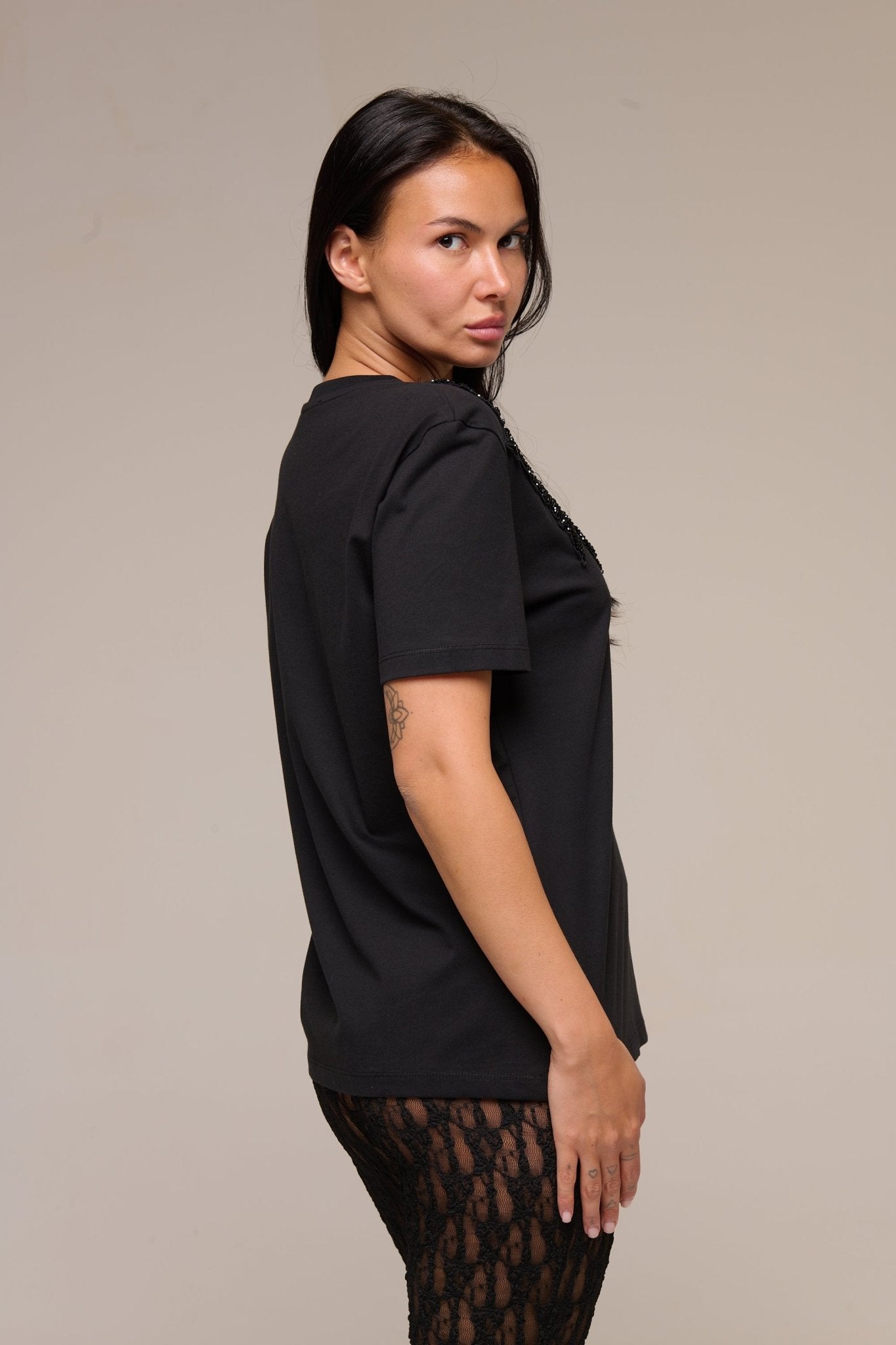 T-Shirt Nera Marianne - 22 Spazio Boutique